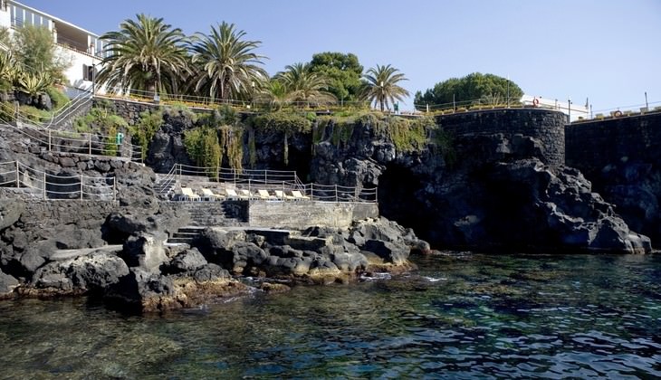 Wellness tour Catania - relaxing holiday Sicily 