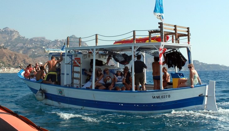 Diving Taormina - diiving over Sicily 