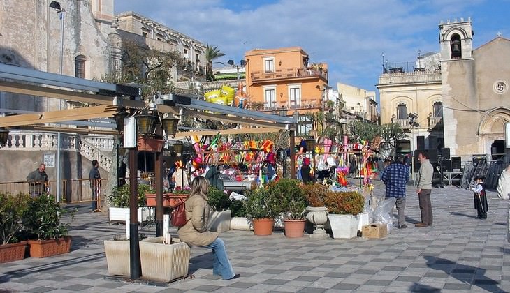 Hiking Etna - Tours in Sicily