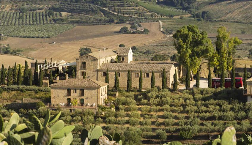 Sicilian tipical house - sicily wine travel