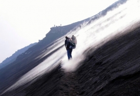 hiking Etna - volcanoes of sicily 