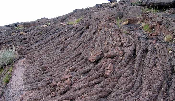 hiking Etna - volcano sicily