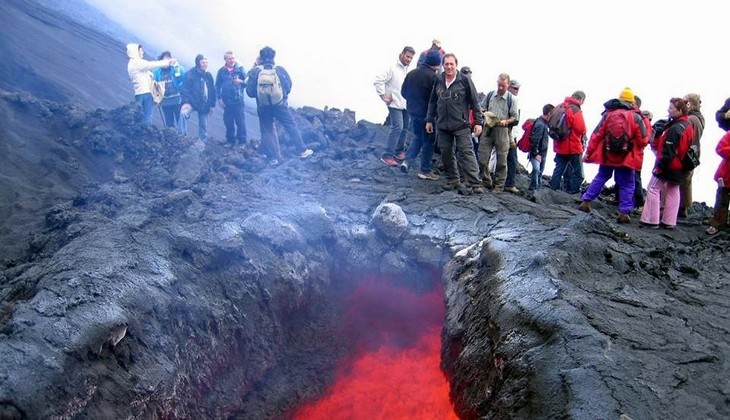 Visit Etna - trekking tour