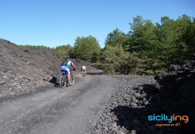 Visit Etna - volcanic routes 