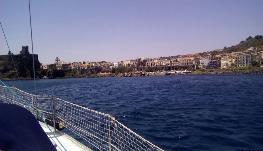 Visit Taormina - boat experience