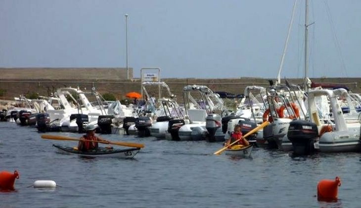 Kayak Holidays - school sport Sicily