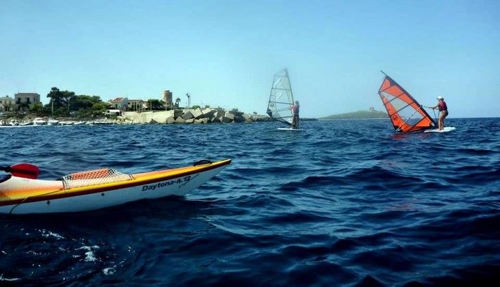 Windsurf classes Italy - windsurfing spot