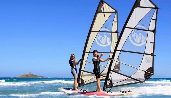 Windsurf classes Italy - windsurfing spot