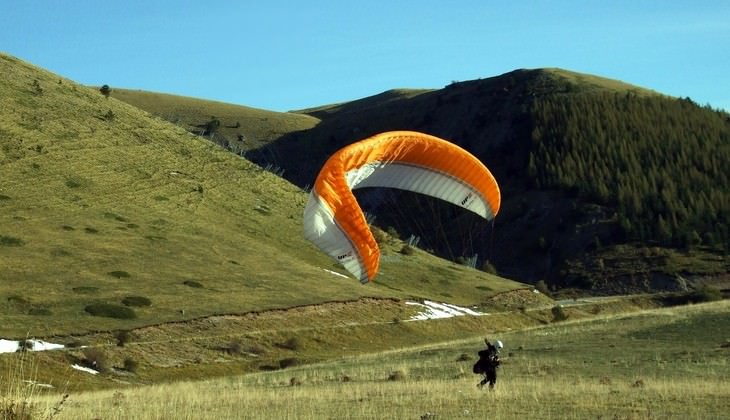 volo parapendio sicilia - outdoor activities sicily