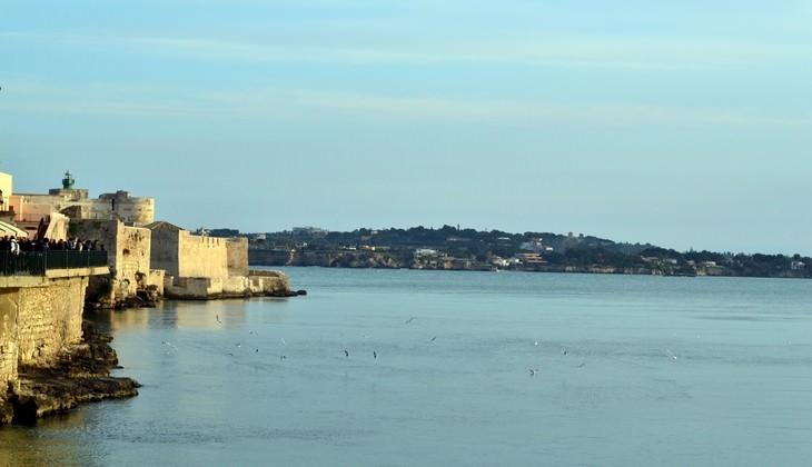 Sailing classes in Italy - sailing techniques