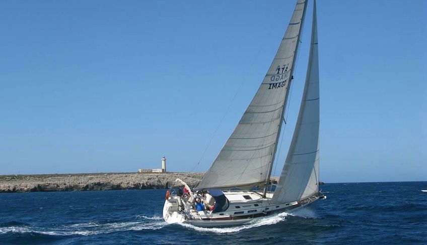 Sailing classes in Italy - sailing techniques