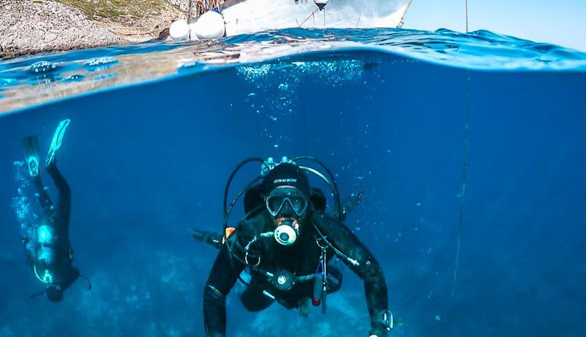 Diving in Sicily - water sports