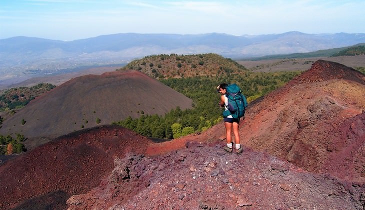 Hiking Etna - trekking in the volcano